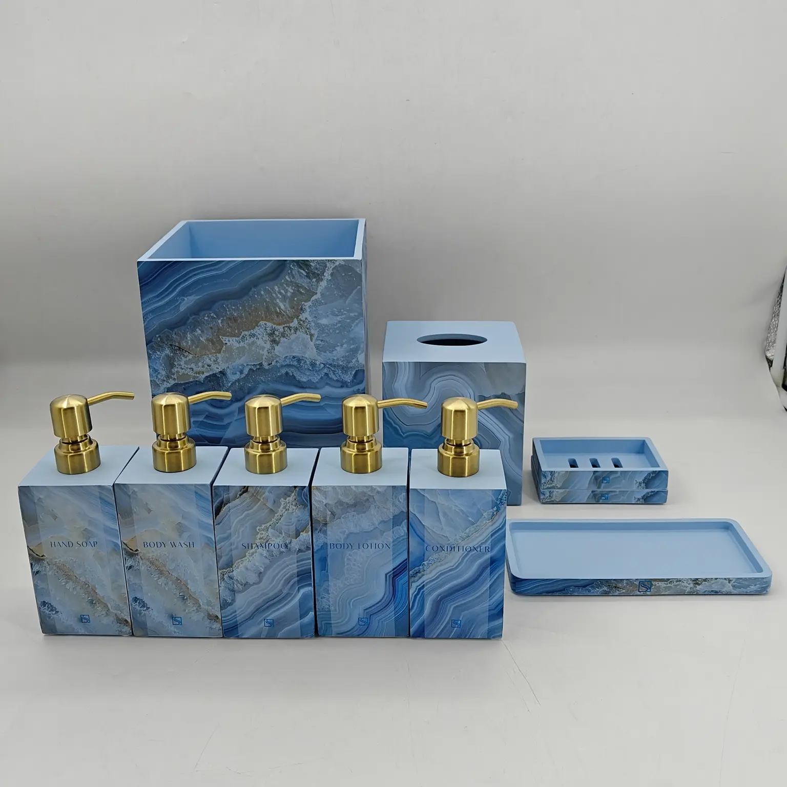 Close-up of a manual espresso coffee machine brewing rich coffee into a glass mug in China